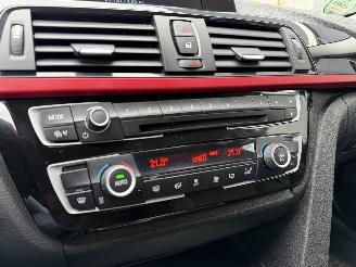 BMW 3-serie 2.0 318d Sport Line Xeno Clima EURO-6 picture 10