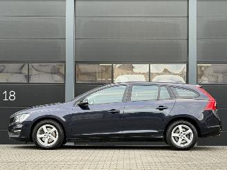 Volvo V-60 2.0 D3 Navi Clima PDC Euro-6 picture 6