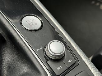 Audi A6 avant 2.0 TDI S-Line Bose Clima Euro-6 picture 16