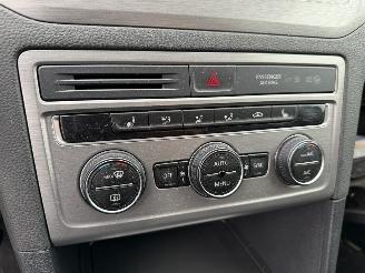 Volkswagen Golf Sportsvan 1.6 TDI Navi Clima EURO-6 picture 7