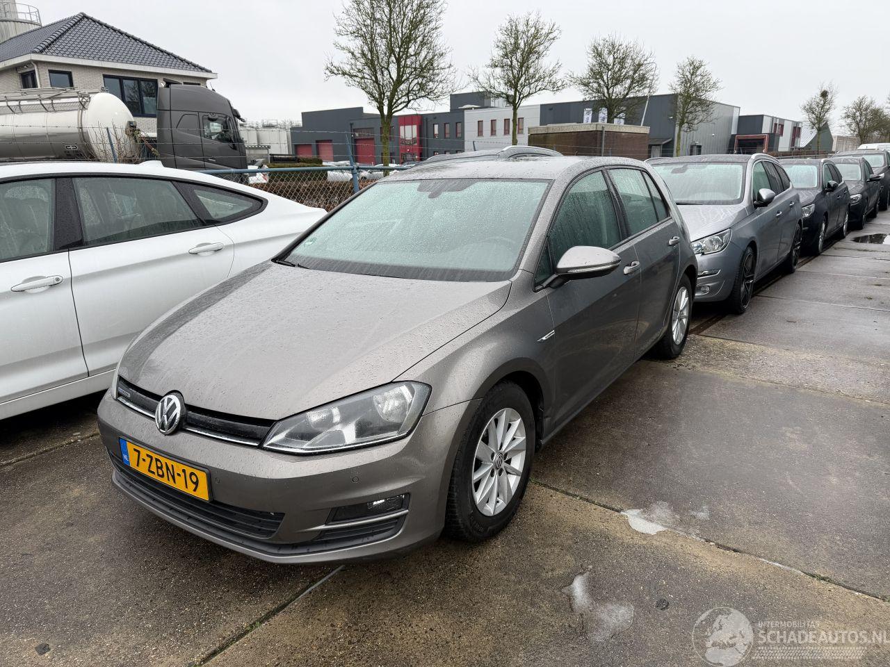 Volkswagen Golf 1.6 TDI Navi Clima PDC