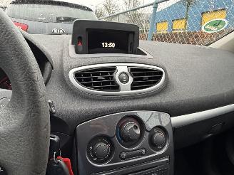Renault Clio 1.5 DCI Navi Airco picture 7