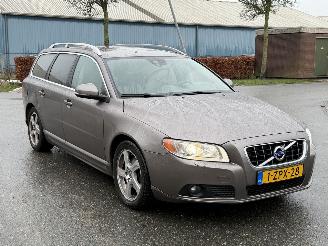 Volvo V-70 1.6 Drive Summum Xenon Leer Navi picture 2