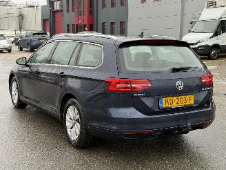 Volkswagen Passat 2.0 TDI 150 PK Navi Clima EURO-6 picture 4