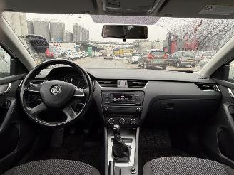 Skoda Octavia 1.6 TDI Airco stoelverwarming picture 5