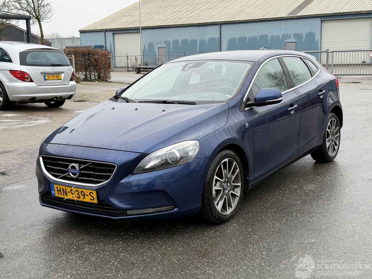 Volvo V-40 2.0 D2 Panorama Camera EURO-6