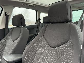 Peugeot 308 1.6 VTi XS picture 6