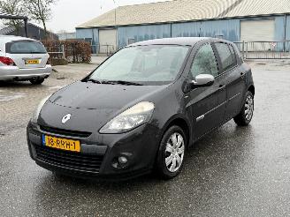 Gebrauchtwagen PKW Renault Clio 1.5 dCi Night & Day Navi Clima 2011/7