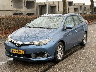 Gebrauchtwagen PKW Toyota Auris Touring Sports 1.6d Navi Camera Clima 2016/8