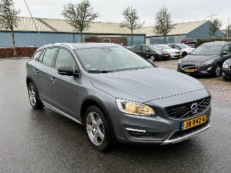Volvo V-60 Cross Country 2.0 D4 EURO-6 picture 2