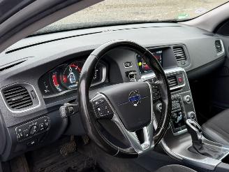 Volvo V-60 Cross Country 2.0 D4 EURO-6 picture 5