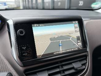 Peugeot 2008 1.6 e-HDi Allure Clima Navi PDC picture 9