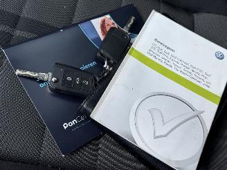 Volkswagen Golf 1.6 TDI Highline BlueMotion picture 14