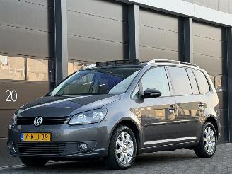 Gebrauchtwagen PKW Volkswagen Touran 1.6 TDI Pano Navi Clima 7-PERS 2012/10
