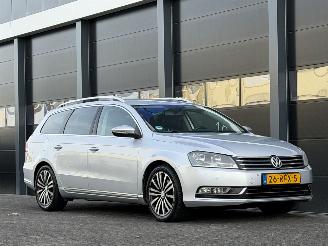 Volkswagen Passat 1.6 TDI Highline Leer Navi Clima PDC picture 2