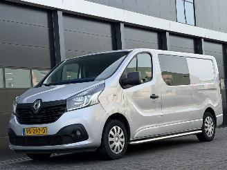 voitures fourgonnettes/vécules utilitaires Renault Trafic 1.6 DCI Navi L2-H1 DC 5-PERS 2015/11