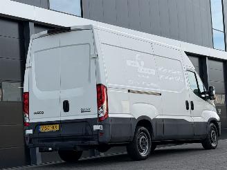 Iveco Daily 2.3 3-PERS Automaat EURO-6 picture 4