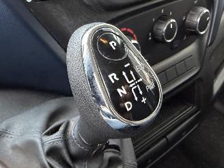 Iveco Daily 2.3 3-PERS Automaat EURO-6 picture 11