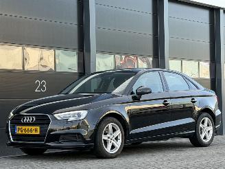occasion passenger cars Audi A3 LIMOUSINE 1.6 TDI Navi Xenon EURO-6 2017/6