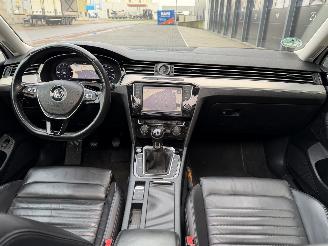 Volkswagen Passat 1.6 TDI R-Line Pano Virtual-Cockpit EURO-6 picture 7