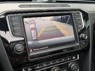 Volkswagen Passat 1.6 TDI R-Line Pano Virtual-Cockpit EURO-6 picture 13
