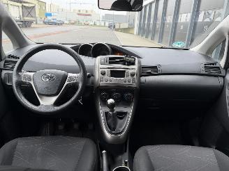 Toyota Verso 1.6 VVT-i Airco picture 7