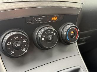 Toyota Verso 1.6 VVT-i Airco picture 10