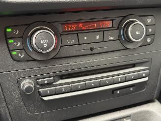 BMW X1 SDRIVE 20D Navi Clima PDC picture 11