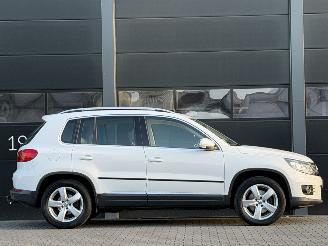 Volkswagen Tiguan 2.0 TDI 4Motion Leer Pano Xenon picture 3