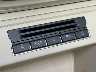 Volkswagen Tiguan 2.0 TDI 4Motion Leer Pano Xenon picture 14