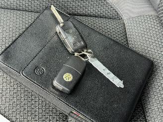 Volkswagen Touran 1.2 TSI Clima picture 11