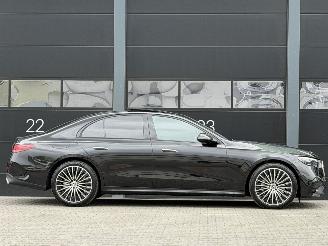 Mercedes E-klasse 300e AMG Hade-Up Hyperscreen 360 camera picture 3