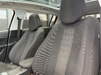 Peugeot 308 1.6 BlueHDi Pano Xenon  AUTOMAAT EURO-6 picture 8