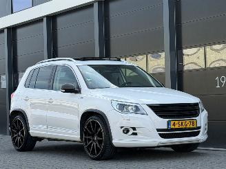 Volkswagen Tiguan 2.0 TDI Pano Leer Camera Clima picture 2