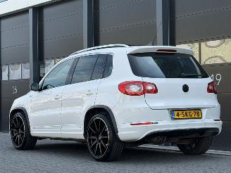 Volkswagen Tiguan 2.0 TDI Pano Leer Camera Clima picture 5