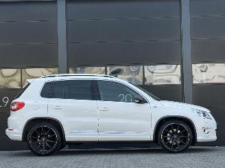 Volkswagen Tiguan 2.0 TDI Pano Leer Camera Clima picture 3