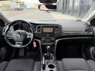 Renault Mégane 1.5 dCi Navi PDC EURO-6 picture 7