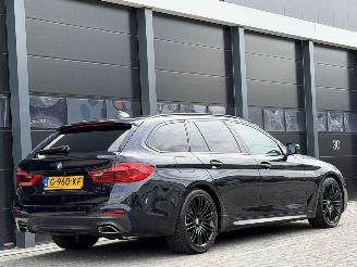 BMW 5-serie 520d M-Pakket Harman-Kardon Pano picture 4