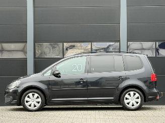 Volkswagen Touran 1.6 TDI Navi Clima 7-PERS picture 6