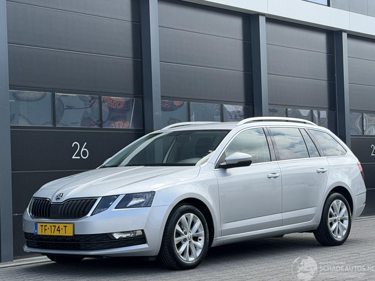 Skoda Octavia 1.6 TDI Navi Clima PDC AUTOMAAT