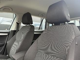 Skoda Octavia 1.6 TDI Navi Clima AUTOMAAT picture 8