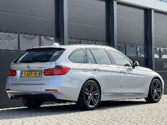 BMW 3-serie 320d Luxury Leer Navi Clima PDC picture 4