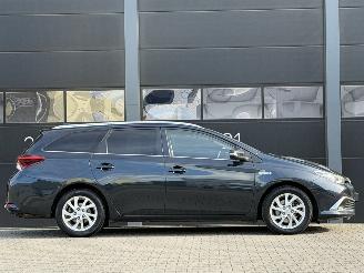 Toyota Auris Touring Sports 1.8 Hybrid LPG Panorama Camera Clima picture 3