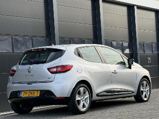 Renault Clio 1.5 dCi ECO Expression Navi Airco picture 4