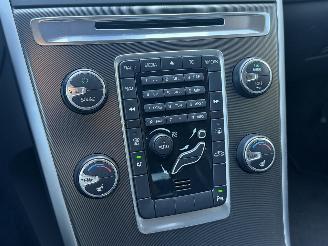 Volvo Xc-60 2.0 D3 R-Design Navi Clima Leer picture 12