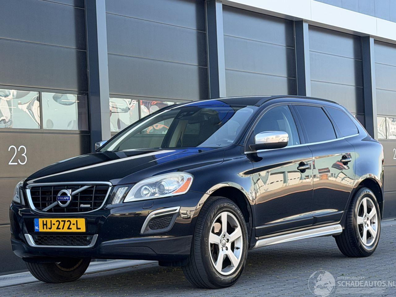 Volvo Xc-60 2.0 D3 R-Design Navi Clima Leer