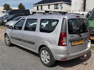 Dacia Logan 1.6 MPI Lauréate * LPG * 7-PERS picture 5