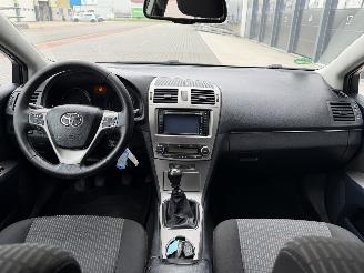Toyota Avensis 2.0 D-4D Navi Clima Camera picture 7