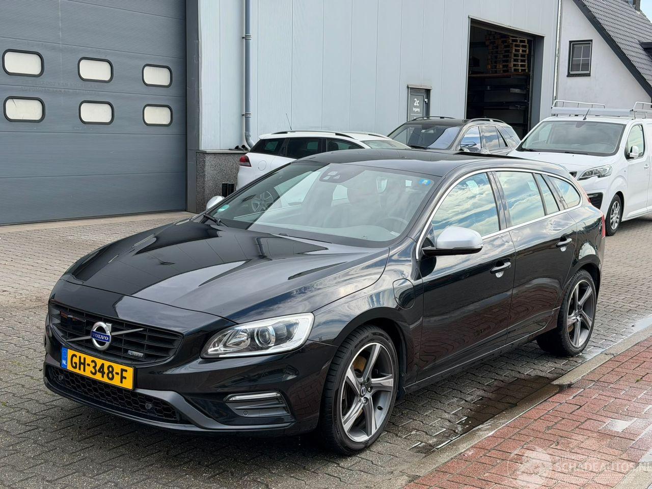 Volvo V-60 2.4 D6 AWD Plug-In Hybrid R-Design
