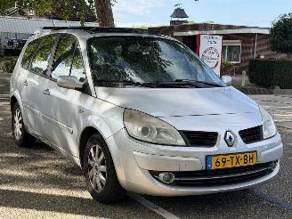 Renault Grand-scenic 2.0 16v Pano Navi Clima picture 2